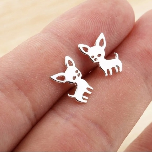 Super Cute Chihuahua Stud Earrings - Picture 3 of 5